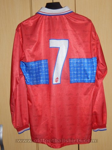Club Deportivo Universidad Catolica Away football shirt 1997