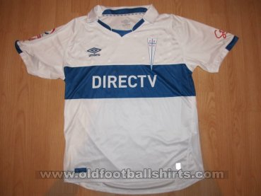 Club Deportivo Universidad Catolica Home football shirt 2015