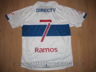 Club Deportivo Universidad Catolica Home football shirt 2015