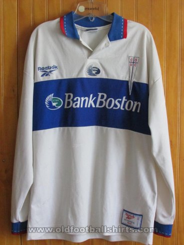 Club Deportivo Universidad Catolica Home football shirt 2000 - 2001
