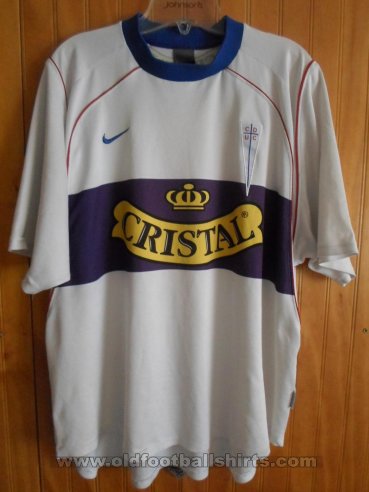 Club Deportivo Universidad Catolica Home football shirt 2003 - 2004
