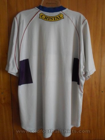 Club Deportivo Universidad Catolica Home football shirt 2003 - 2004