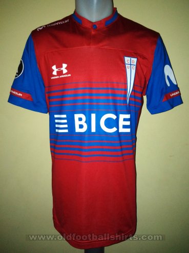 Club Deportivo Universidad Catolica Away football shirt 2020 - 2021
