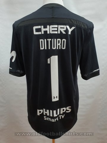 Club Deportivo Universidad Catolica Goalkeeper football shirt 2020 - 2021
