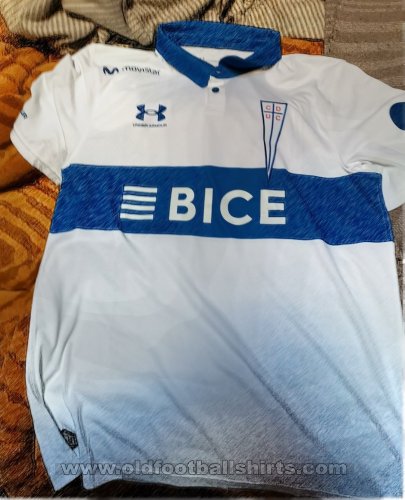 Club Deportivo Universidad Catolica Home football shirt 2021 - 2022