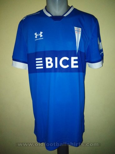 Club Deportivo Universidad Catolica Away football shirt 2021 - 2022