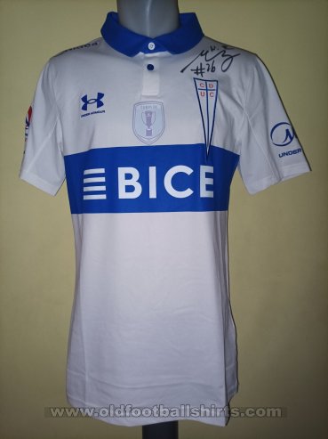 Club Deportivo Universidad Catolica Home football shirt 2022