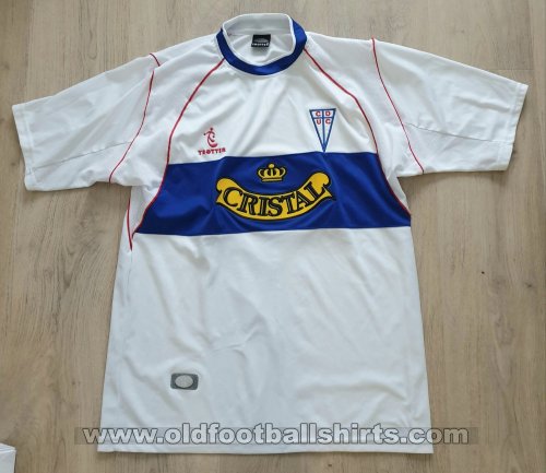 Club Deportivo Universidad Catolica Home football shirt (unknown year)