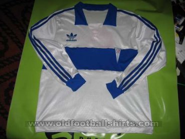 Club Deportivo Universidad Catolica Home football shirt 1984