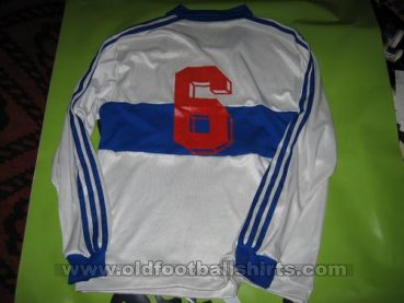 Club Deportivo Universidad Catolica Home football shirt 1984