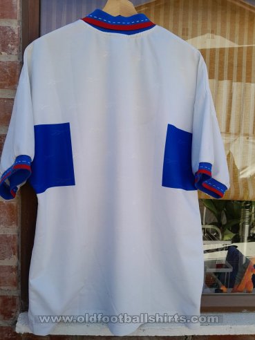 Club Deportivo Universidad Catolica Home football shirt 1998