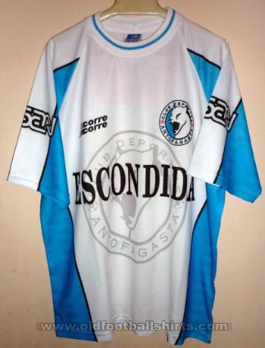 Deportes Antofagasta Home football shirt 2001