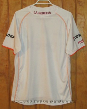 Deportes La Serena Away football shirt 2009