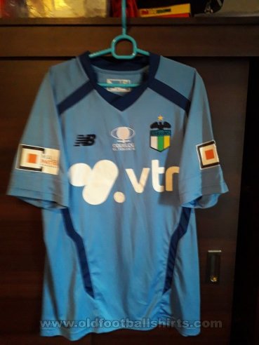 O\'Higgins Home football shirt 2015