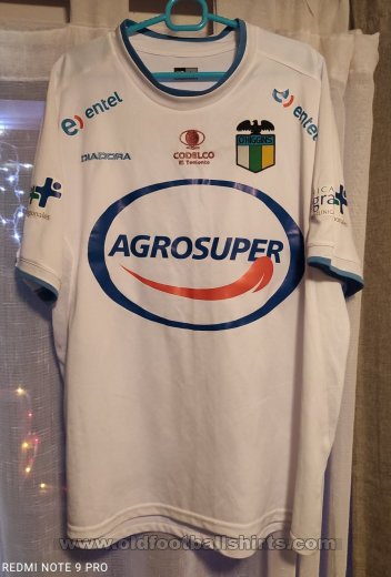 O\'Higgins Away football shirt 2012