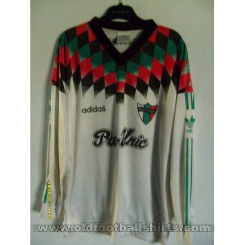 Palestino Away football shirt 1990