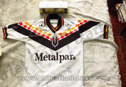 Club de Deportes Santiago Morning  Retro Replicas football shirt 1998 - 1999
