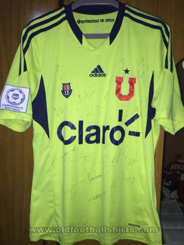 Universidad de Chile Third football shirt 2012 - 2013