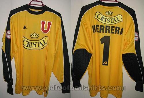 Universidad de Chile Goalkeeper football shirt 2004 - ?