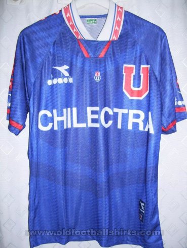 Universidad de Chile Home football shirt 1996