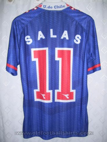 Universidad de Chile Home football shirt 1996