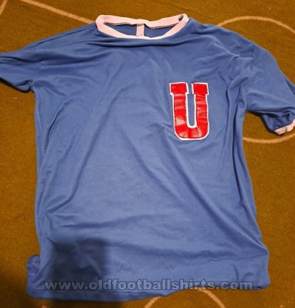 Universidad de Chile Home football shirt 1970 - ?