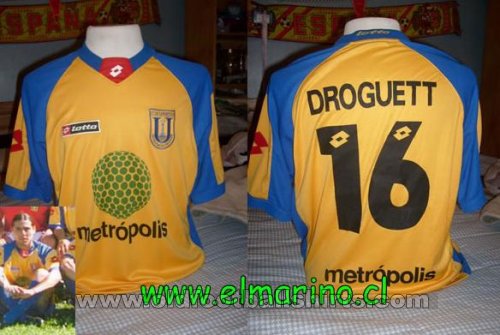 Universidad de Concepción Home football shirt 2005