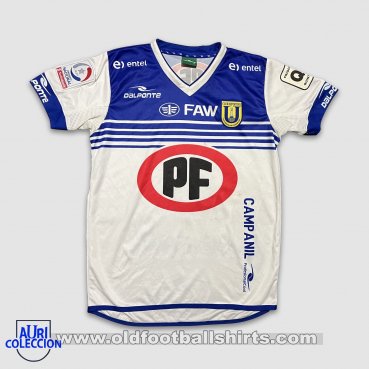 Universidad de Concepción Away football shirt 2014 - 2015