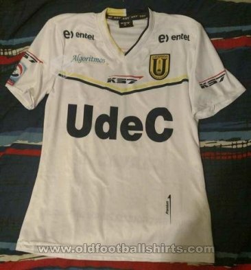 Universidad de Concepción Away football shirt 2016 - 2017