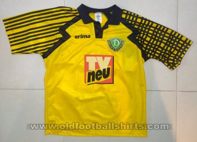 Dynamo Dresden Home football shirt 1994 - 1995