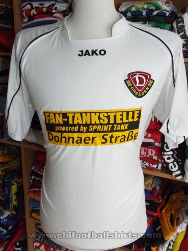 Dynamo Dresden Away football shirt 2008 - 2009