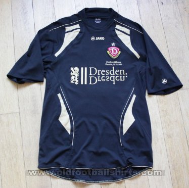 Dynamo Dresden Away football shirt 2009 - 2010