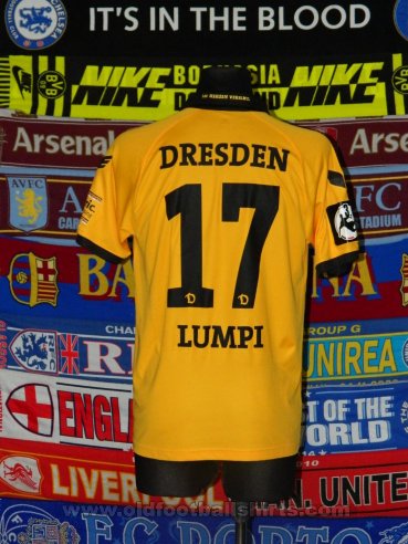 Dynamo Dresden Home football shirt 2017 - 2018