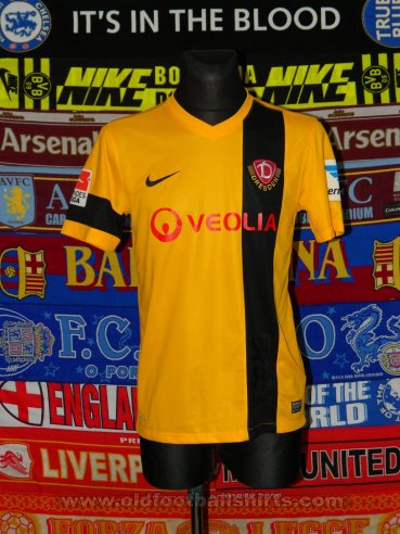 Dynamo Dresden Home football shirt 2013 - 2014