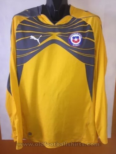 Chile Goalkeeper football shirt 2010 - 2012