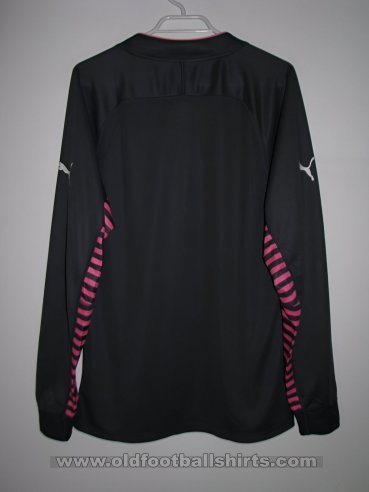 Chile Goalkeeper football shirt 2014 - 2015