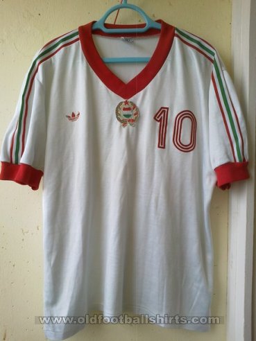 Hungary Away football shirt 1987 - 1988