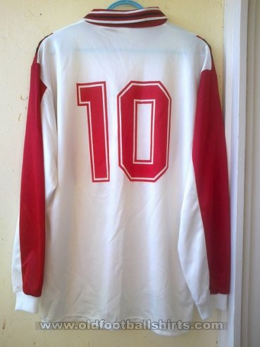 Hungary Away football shirt 1996 - 1997