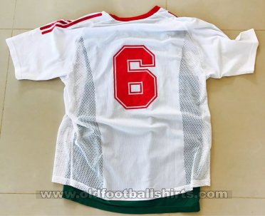 Hungary Away football shirt 2002 - 2004