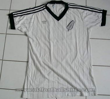 New Zealand Home football shirt 1981 - 1982
