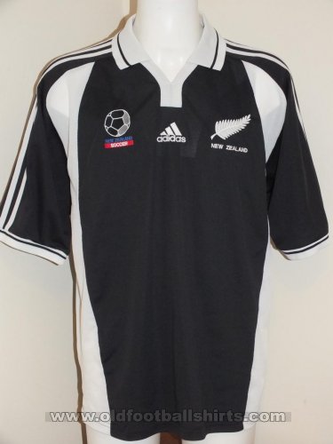 New Zealand Away football shirt 2001 - 2003