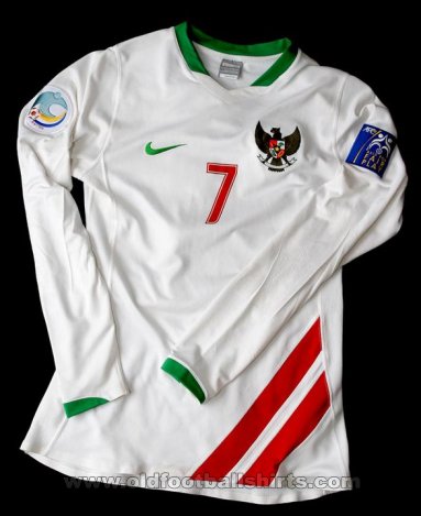 Indonesia חוץ חולצת כדורגל 2007 - 2008