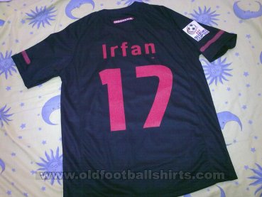 Indonesia Cup Shirt Fußball-Trikots 2010 - 2011