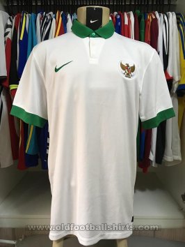 Indonesia Borta fotbollströja 2014 - 2016