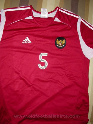 Indonesia Home חולצת כדורגל 2004 - 2006