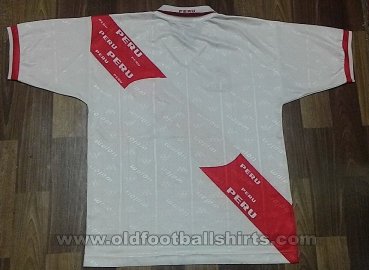 Peru Home football shirt 1999
