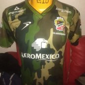 Terceira camisa de futebol 2015