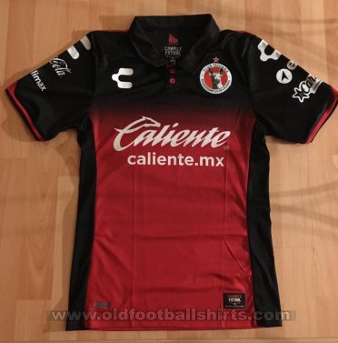 Club Tijuana Home football shirt 2017 - 2018