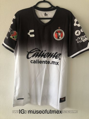 Club Tijuana Away football shirt 2017 - 2018
