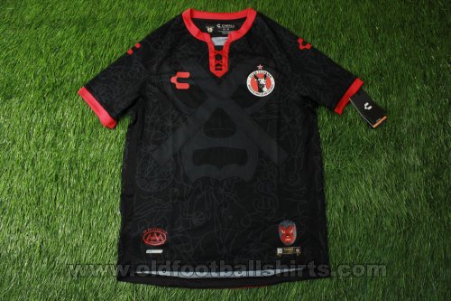 Club Tijuana Third football shirt 2021 - 2022